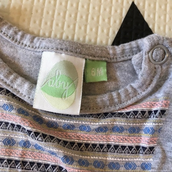 🎉3 For 15$🎉 Tasseled Ruffled Multicolor Striped Gray Baby Dress Size 6 M - Picture 4 of 5